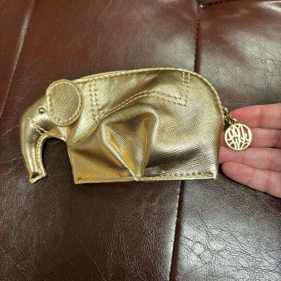 Lilly Pulitzer Elie the Gold metallic Elephant coin purse - EUC. - Picture 6 of 8